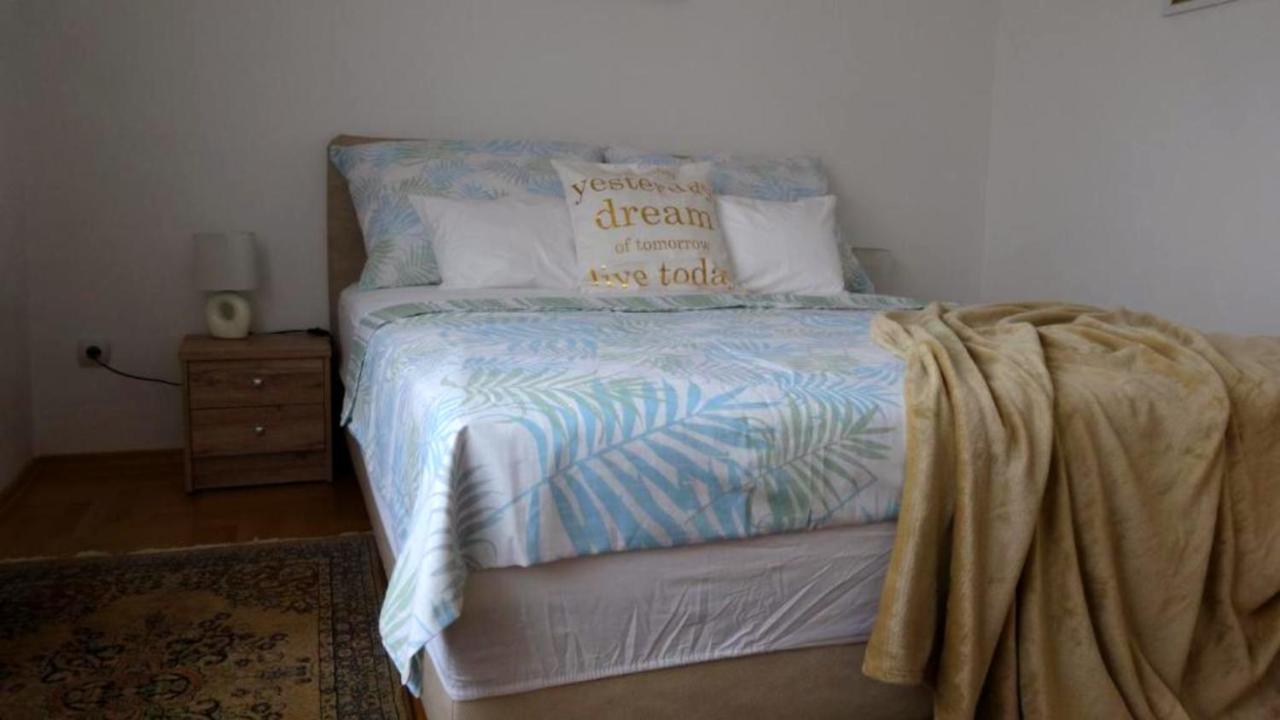 Laszlo Apartman Apartment ตีฮานี ภายนอก รูปภาพ